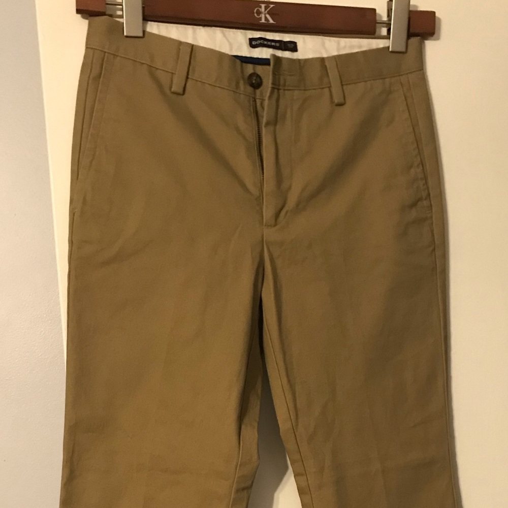 Docker’s Slim Fit Pants